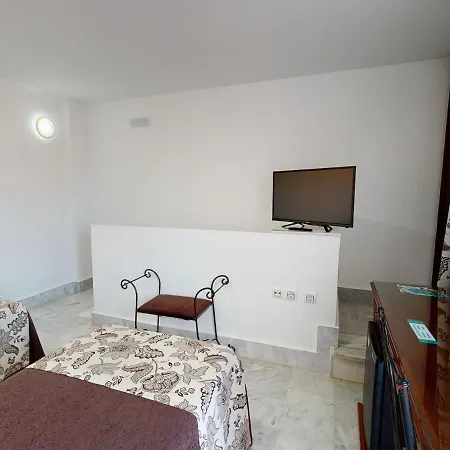 La Parrita Hotel