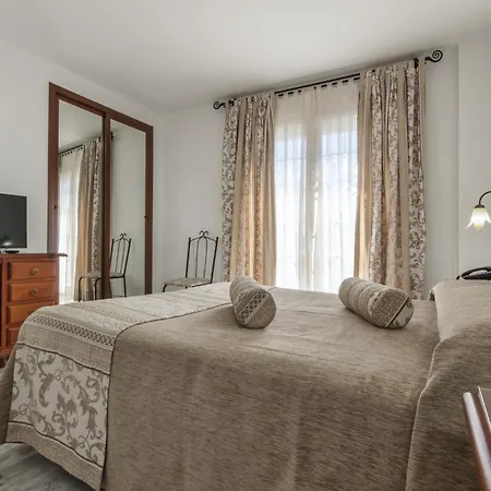 La Parrita Hotel 3*