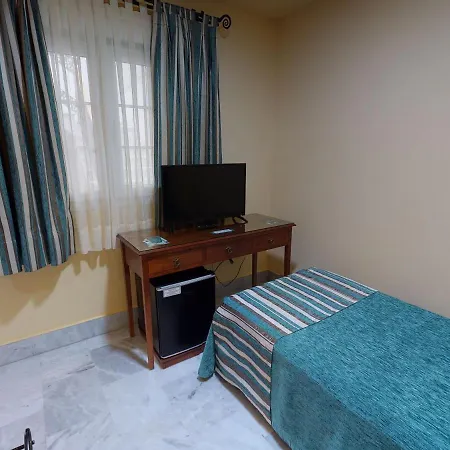 La Parrita Hotel 3*